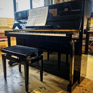 Piano Yamaha d'occasion modele LU201C