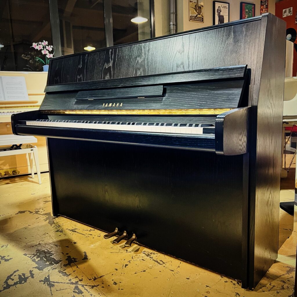 Piano Yamaha occasion P116N