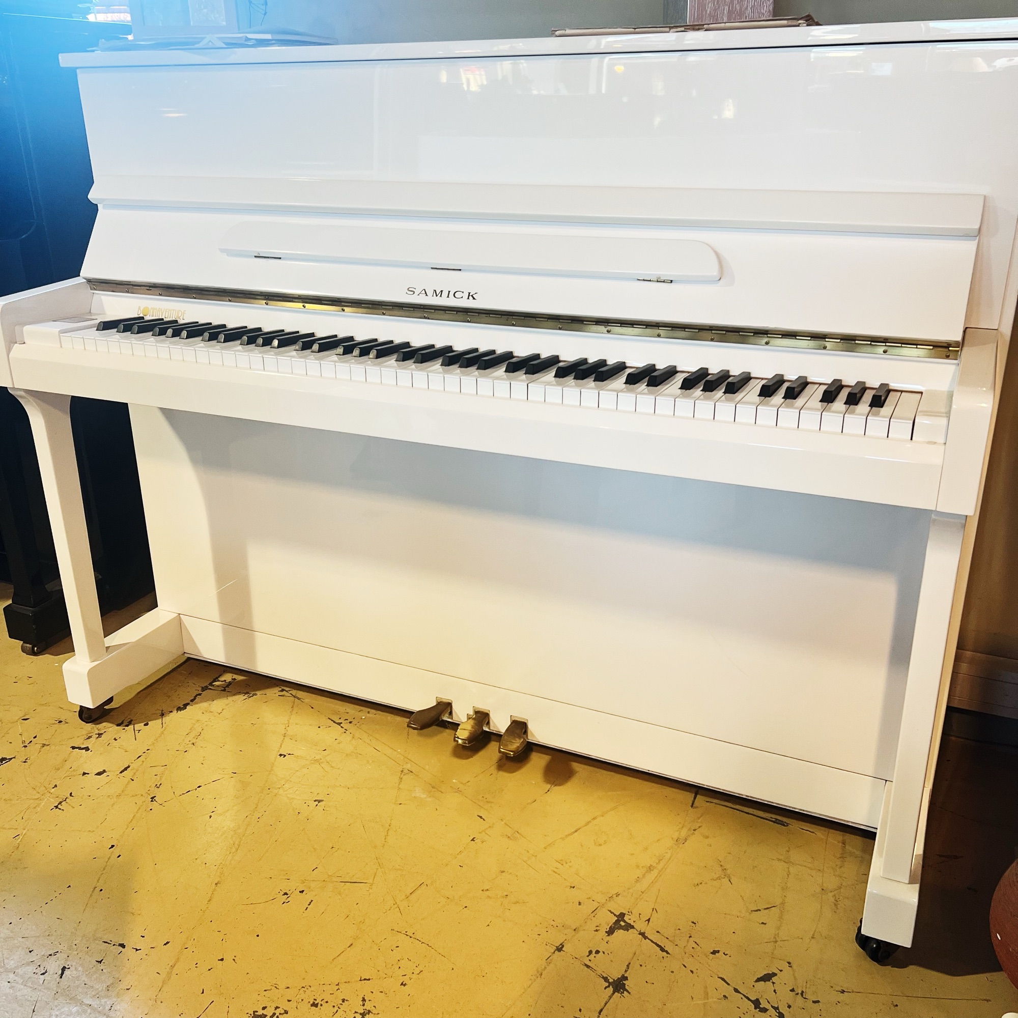 Piano Samick occasion js115